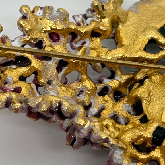 Vintage Museum Of Fine Arts Lilac Brooch Enamel Flower Gold-tone MFA - Picture 14 of 16